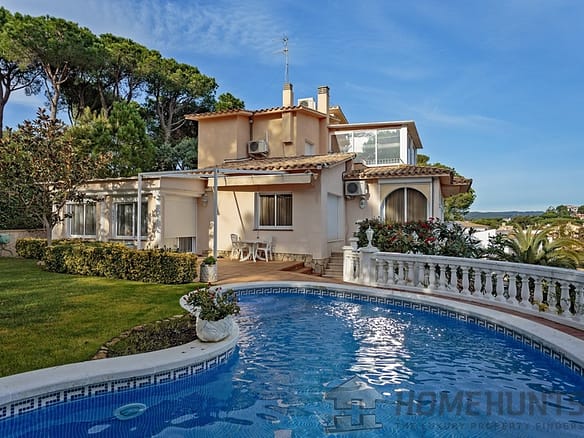 7 Bedroom Villa/House in Platja D’aro 22