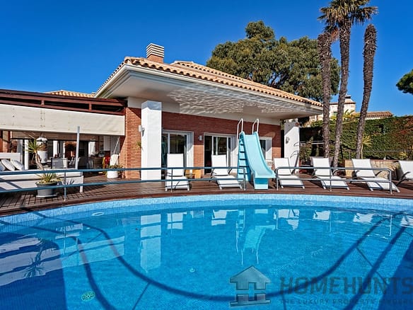 6 Bedroom Villa/House in Platja D’aro 22