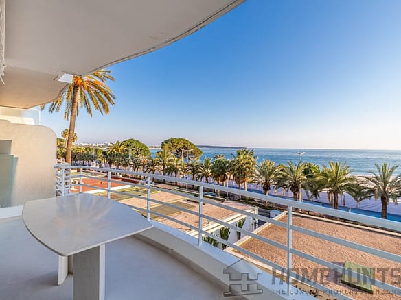 2 Bedroom Apartment in Cannes 28