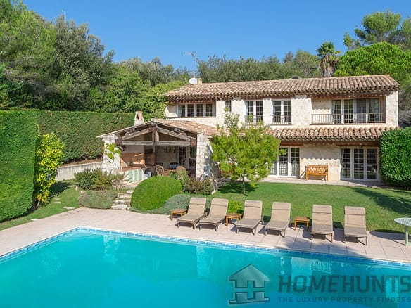 4 Bedroom Villa/House in La Colle Sur Loup 16