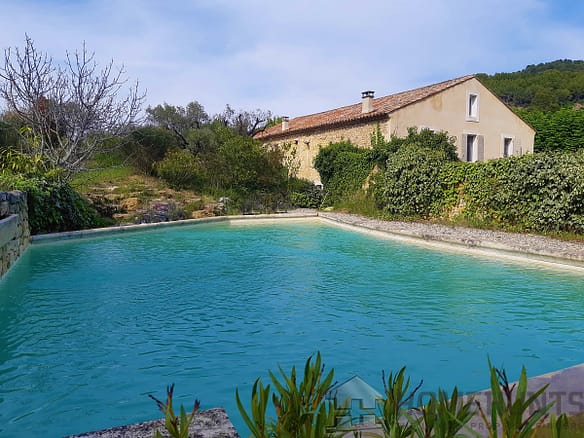 6 Bedroom Villa/House in Lourmarin 16