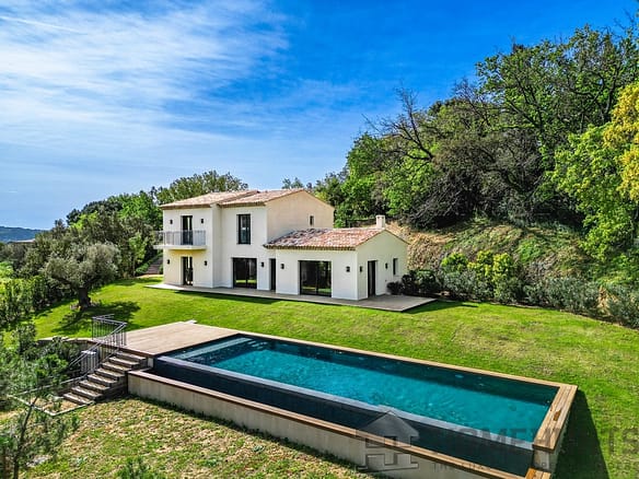 4 Bedroom Villa/House in Ramatuelle 22