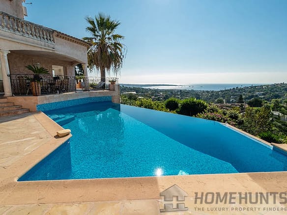 5 Bedroom Villa/House in Antibes 26