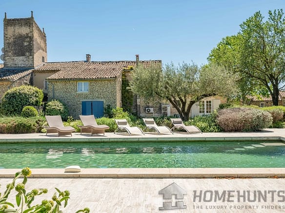 6 Bedroom Villa/House in Cabrieres D Avignon 6