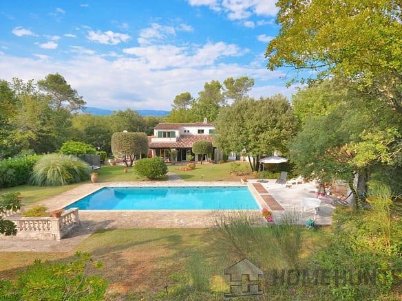 5 Bedroom Villa/House in Valbonne 14