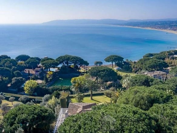 7 Bedroom Villa/House in Ramatuelle 24