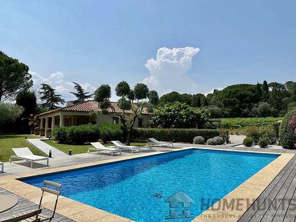 4 Bedroom Villa/House in Grimaud 4