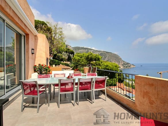 5 Bedroom Villa/House in Eze 30