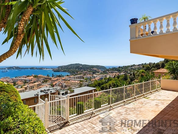 3 Bedroom Villa/House in Beaulieu Sur Mer 26