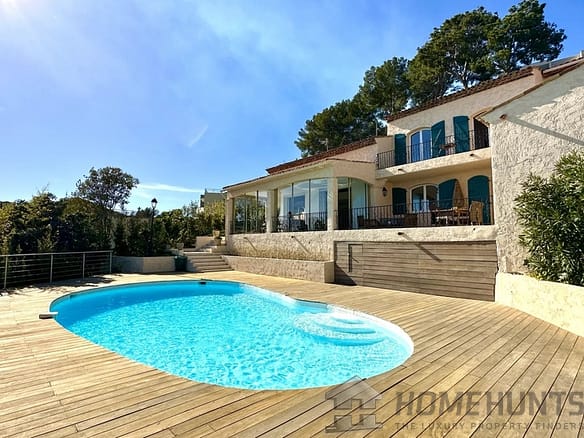 4 Bedroom Villa/House in Cannes 26