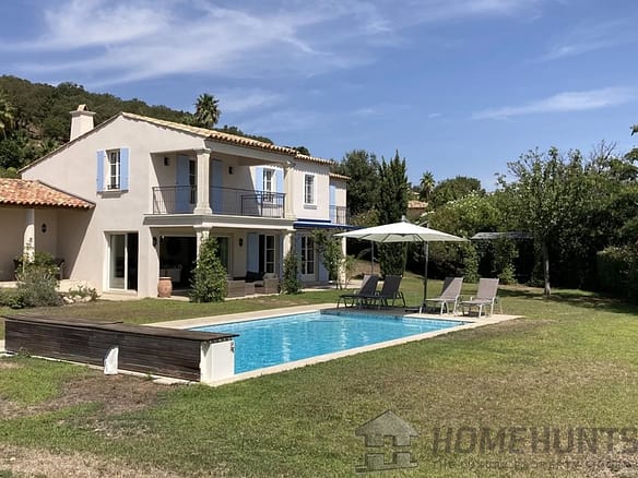 4 Bedroom Villa/House in Grimaud 10