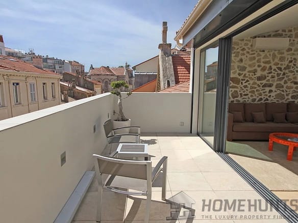 3 Bedroom Apartment in Cannes 20