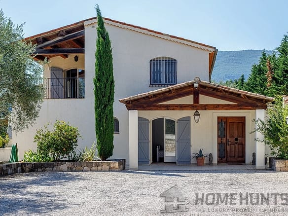 5 Bedroom Villa/House in Chateauneuf Grasse 24