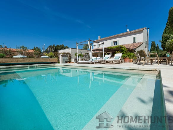 5 Bedroom Villa/House in Six Fours Les Plages 16