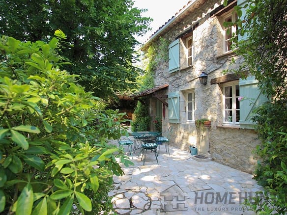 4 Bedroom Villa/House in Tourrettes 36