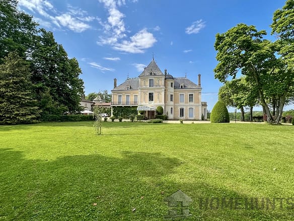 11 Bedroom Castle/Estates in Bourg-en-bresse 6