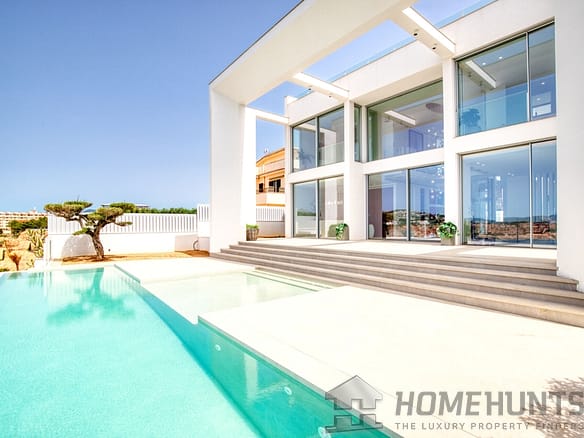 4 Bedroom Villa/House in Calvia 14