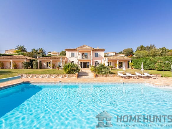 12 Bedroom Villa/House in Grimaud 22