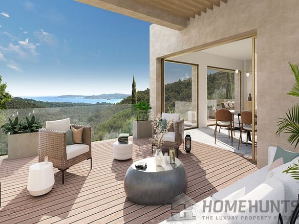 5 Bedroom Villa/House in Grimaud 8