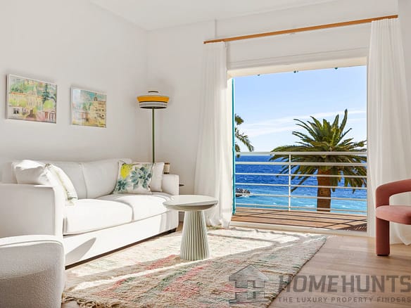 2 Bedroom Apartment in Cannes 14