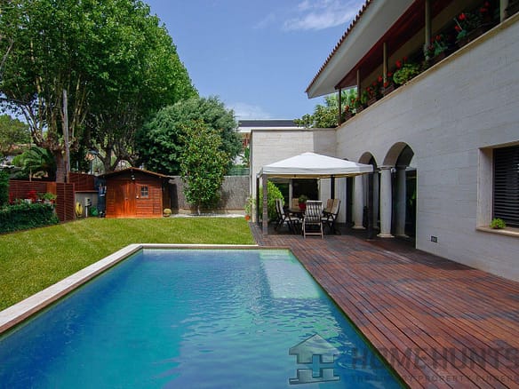 4 Bedroom Villa/House in Argentona 2