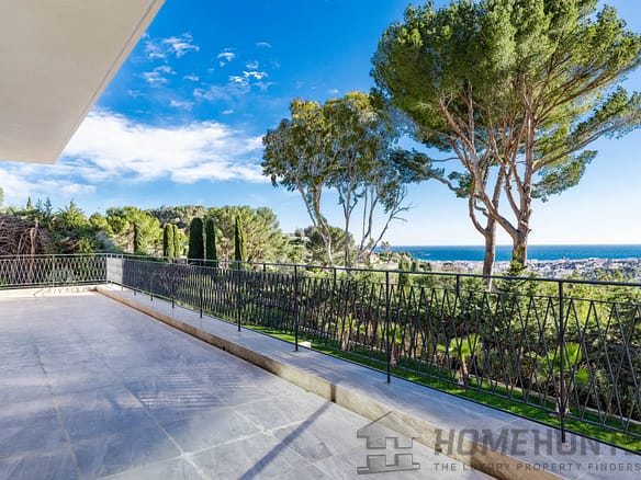 6 Bedroom Villa/House in Mougins 12