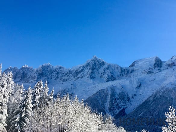 Land in Les Houches 2