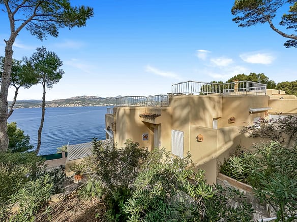 2 Bedroom Villa/House in Santa Ponsa 20