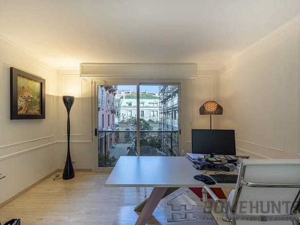 Apartment in Monaco 12