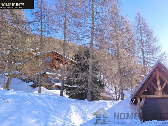 4 Bedroom Chalet in La Foux D Allos 30