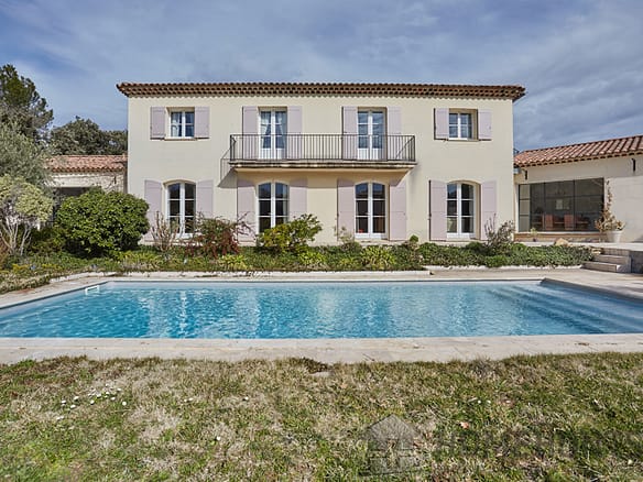 6 Bedroom Villa/House in Rognes 20