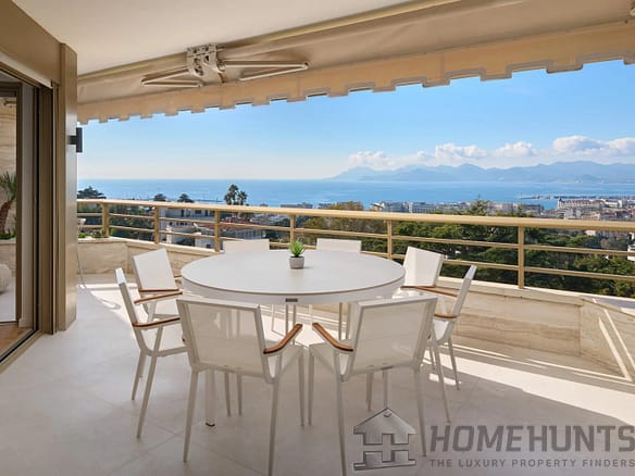 4 Bedroom Apartment in Cannes 16