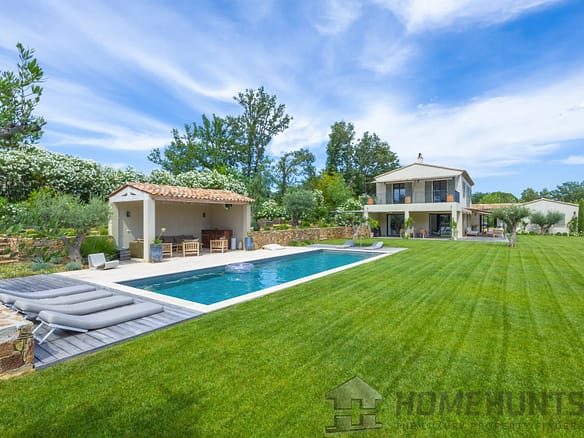 5 Bedroom Villa/House in Grimaud 18