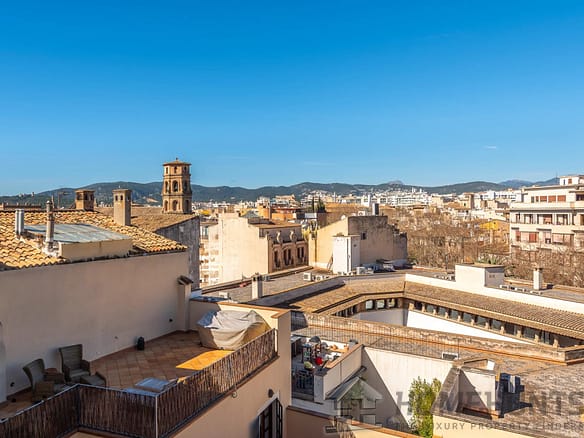 3 Bedroom Apartment in Palma 6