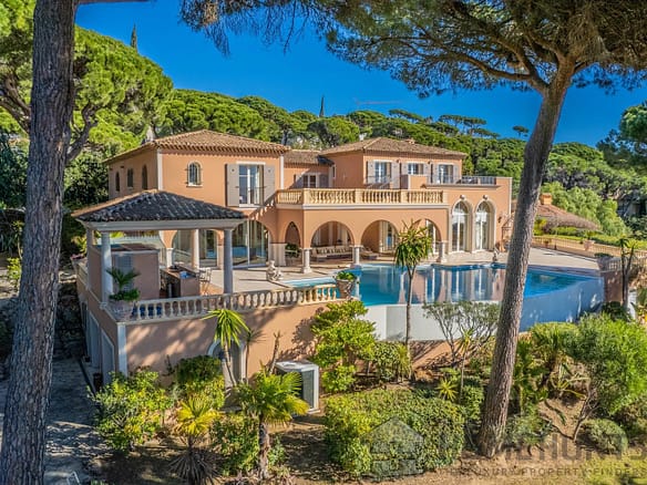 6 Bedroom Villa/House in Ste Maxime 2