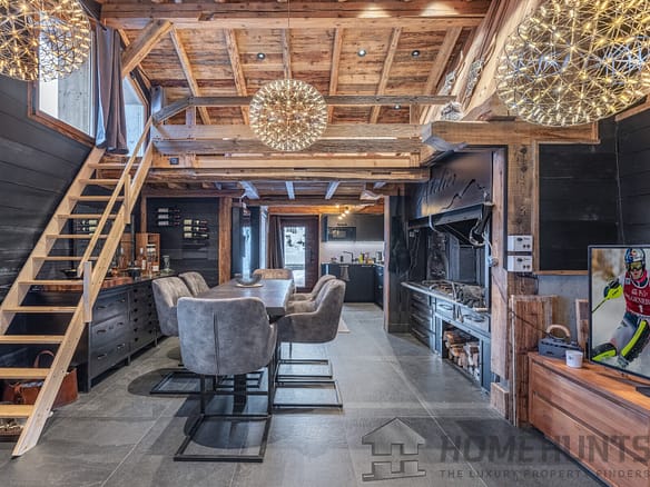 1 Bedroom Chalet in Meribel 2