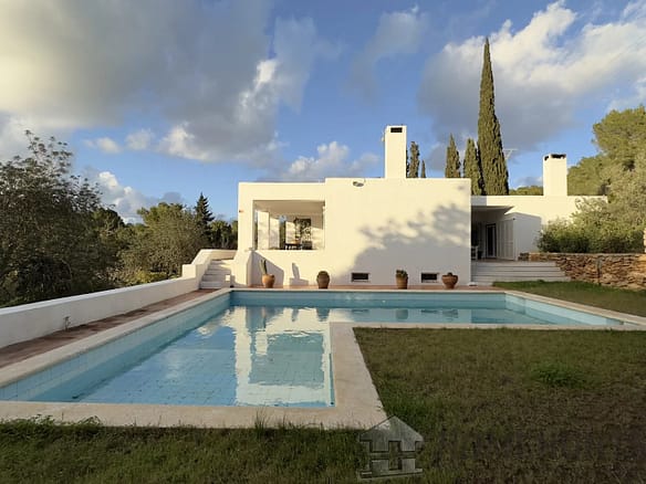 4 Bedroom Villa/House in Roca Llisa 4