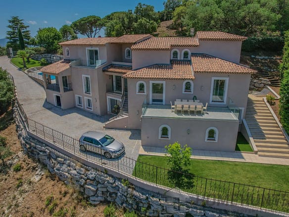 5 Bedroom Villa/House in Grimaud 14