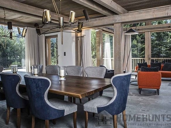 4 Bedroom Chalet in Meribel 34