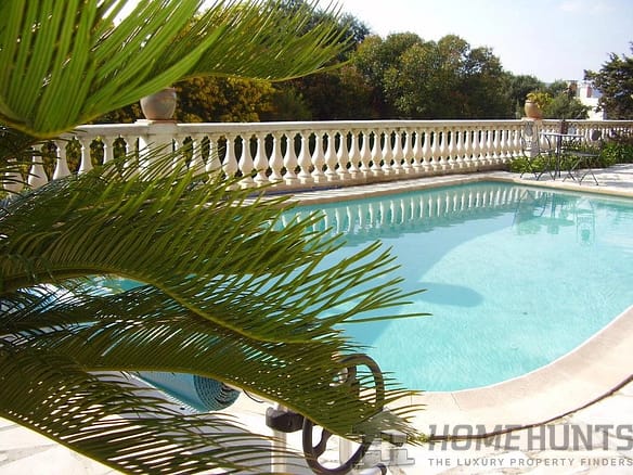 6 Bedroom Villa/House in Le Lavandou 32