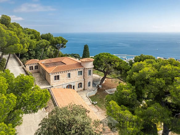 7 Bedroom Villa/House in Villefranche Sur Mer 20