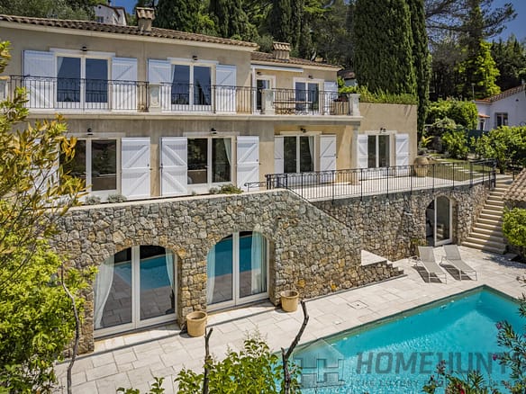 5 Bedroom Villa/House in Mougins 12