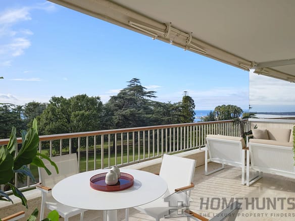 2 Bedroom Apartment in Cannes 34