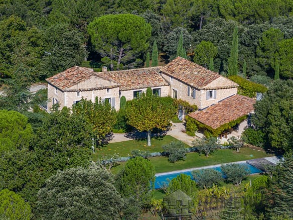 6 Bedroom Villa/House in Bonnieux 7