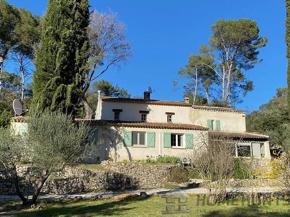 4 Bedroom Villa/House in Lorgues 22