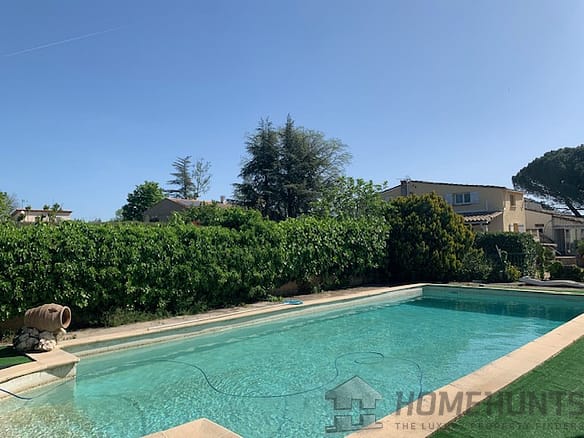 6 Bedroom Castle/Estates in Uzes 36