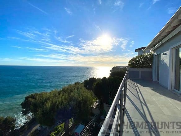 2 Bedroom Apartment in Roquebrune Cap Martin 18