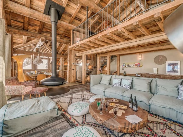 5 Bedroom Chalet in Meribel 10