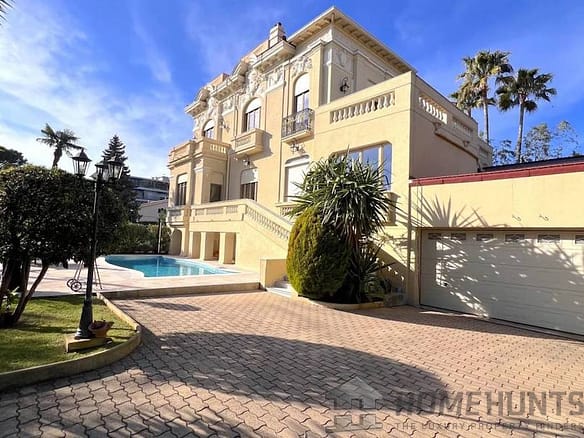 9 Bedroom Villa/House in Nice 4