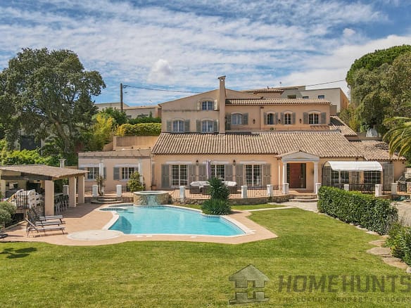 7 Bedroom Villa/House in Les Adrets De L Esterel 28